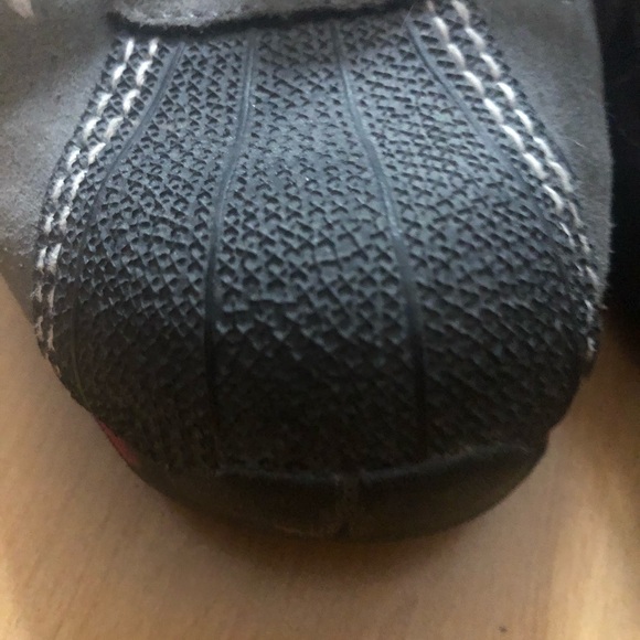 Size 8 Kenneth Cole reaction sneakers - Picture 8 of 8